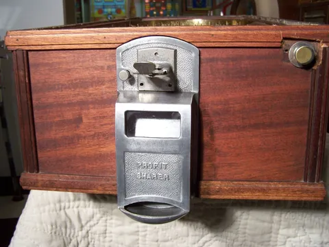Cabinet - Front*