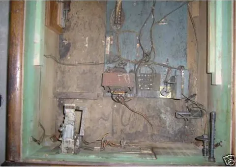 Inside Cabinet