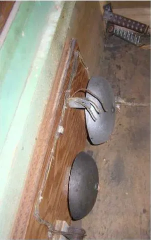 Inside Cabinet - Detail