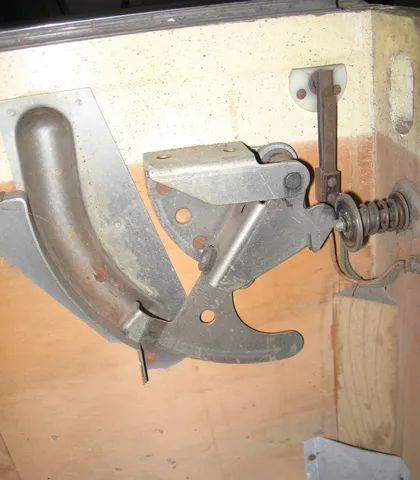Ball Lift Assembly