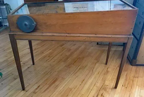 Cabinet - Right