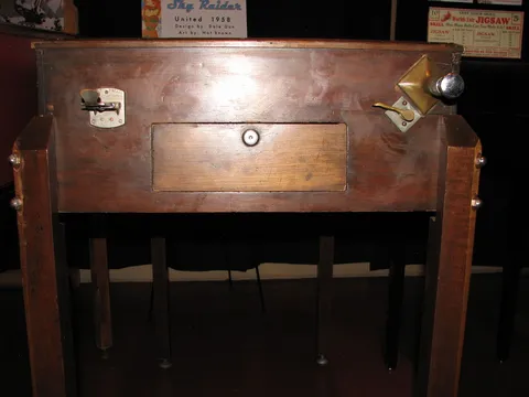 Cabinet - Front