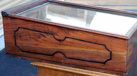 Cabinet - Left