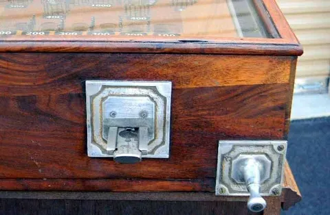 Cabinet - Front