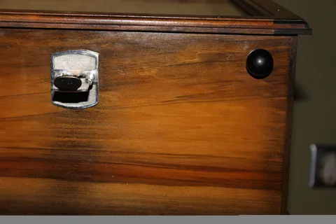 Cabinet - Front