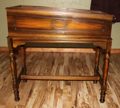 Cabinet - Left