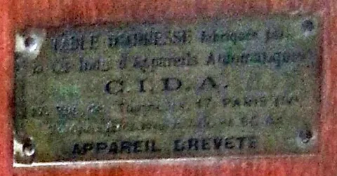 Manufacturer Plate