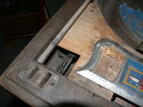 Missing Coin Entry Plate*