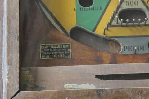 Manufacturer Plate