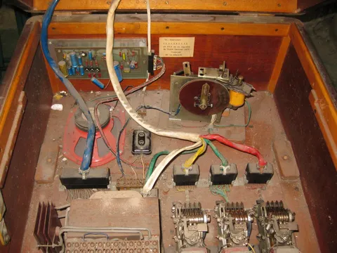 Inside Cabinet*
