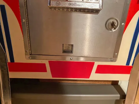 02 - Cabinet - Detail*