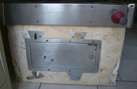 Cabinet - Front
