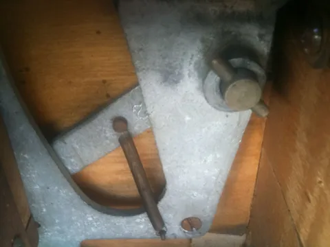 Inside Cabinet - Detail