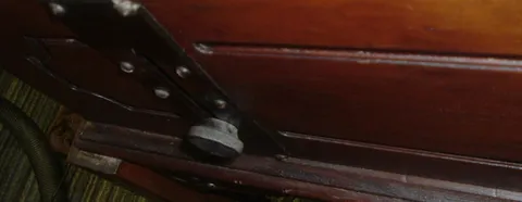 Ball Lift Knob