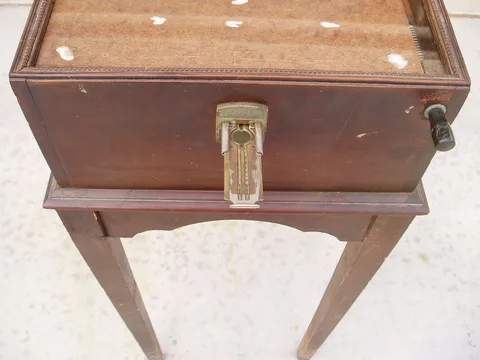 Cabinet - Front