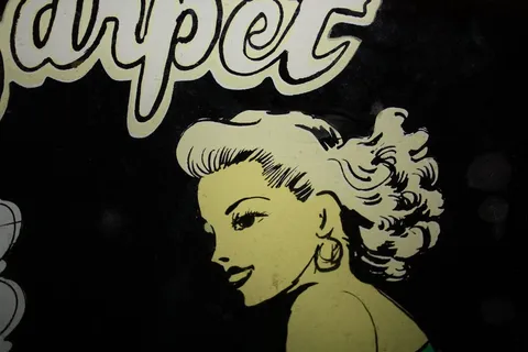 Backglass - Detail*