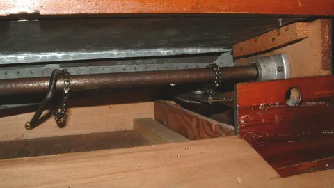 Inside Cabinet - Detail
