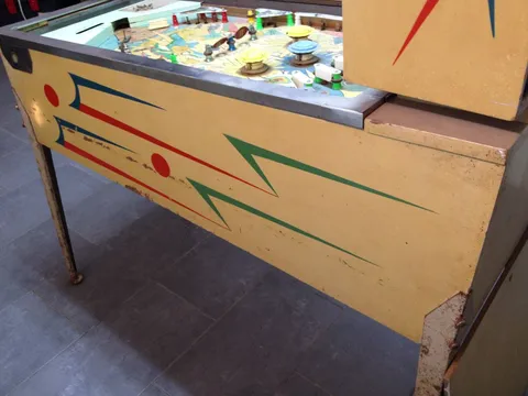 Cabinet - Right*