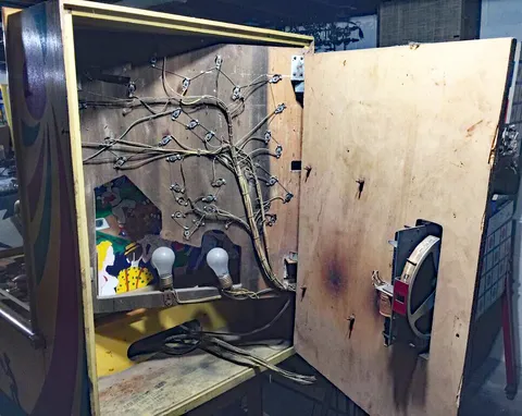 Backbox Insert - Service Position