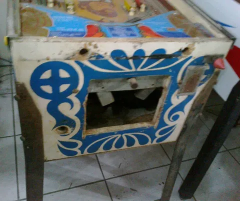 Cabinet - Front