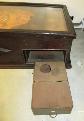 Cash Box*