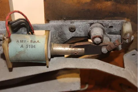 Under Apron - Detail*