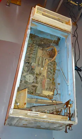 Inside Cabinet