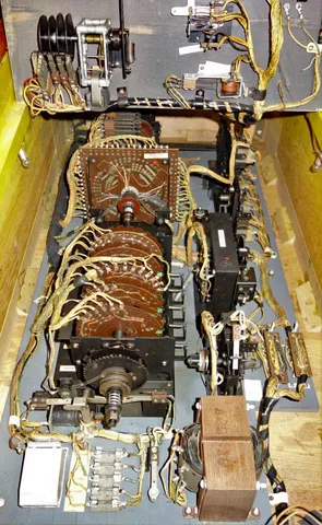 Inside Cabinet*