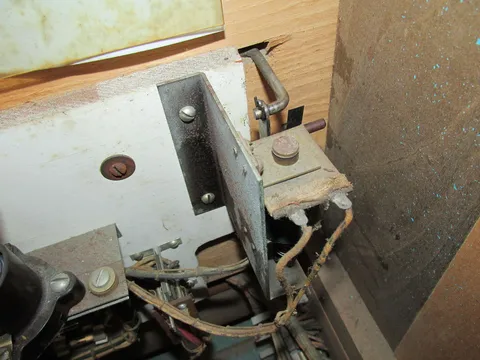 Ball Kicker Bar Mechanism*