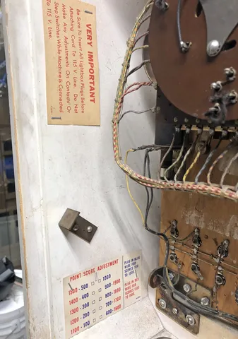 Sample Game - Inside Backbox - Detail*