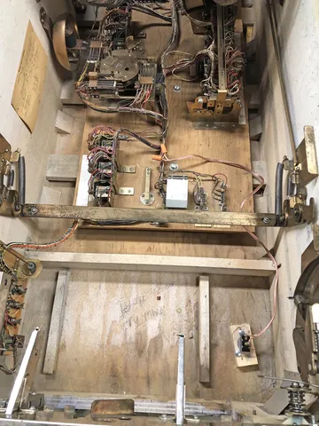 Sample Game - Inside Cabinet*