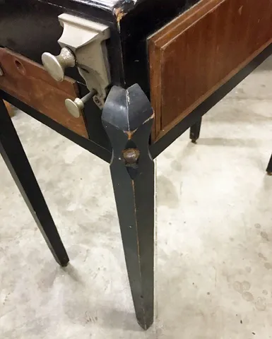 Cabinet - Leg*