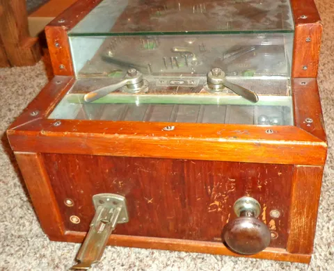 Cabinet - Front