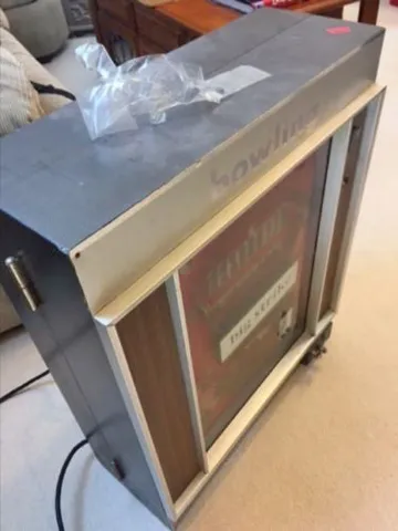 USA Version - Cabinet - Top