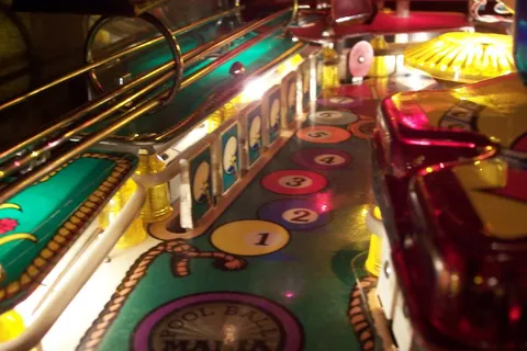 Left Drop Target Bank