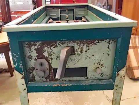 Cabinet - Front