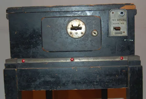 Cabinet - Front*