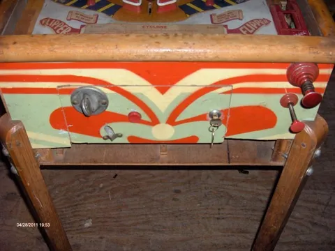 Cabinet - Front