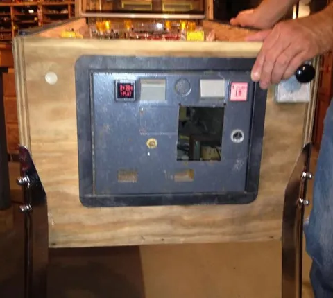 Cabinet - Front