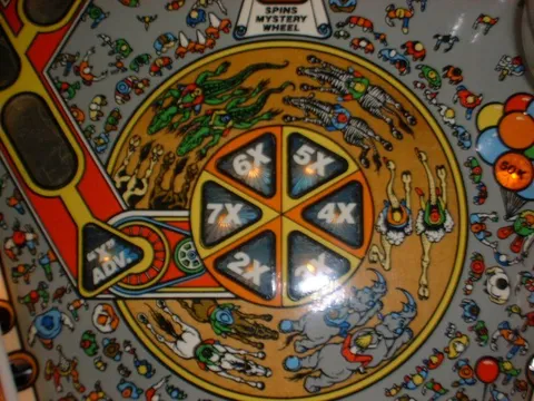 Center Playfield - Detail