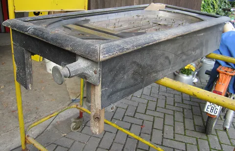 Cabinet - Right