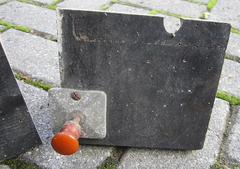 Ball Lift Knob