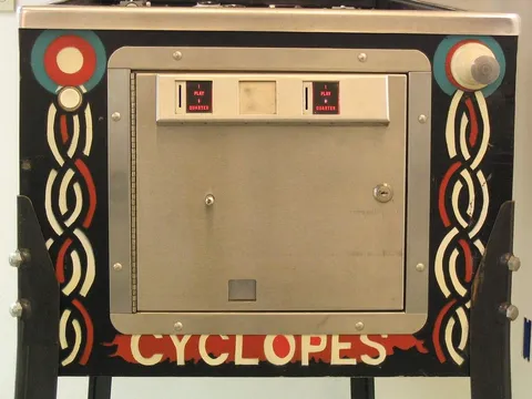 Cabinet - Front