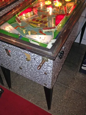 Cabinet - Right