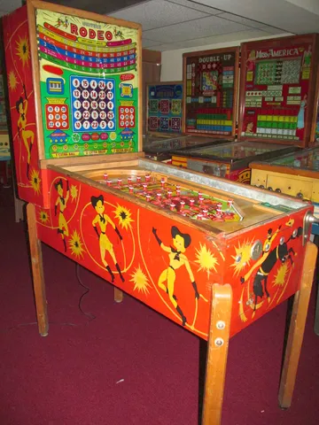 Cabinet - Left*