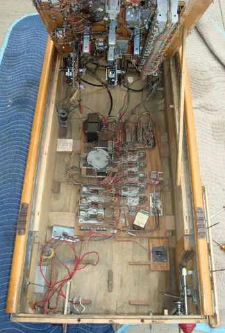 Inside Cabinet*