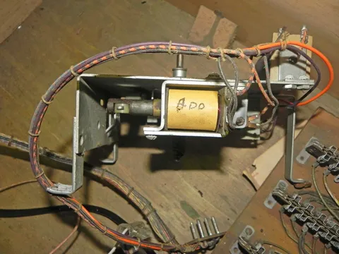Delay Unit - Side View*