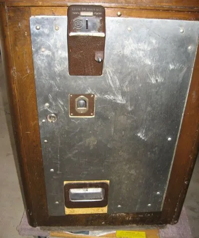 Cabinet - Front*