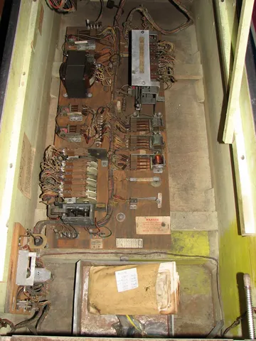 Inside Cabinet*
