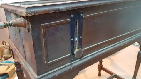 Cabinet - Right